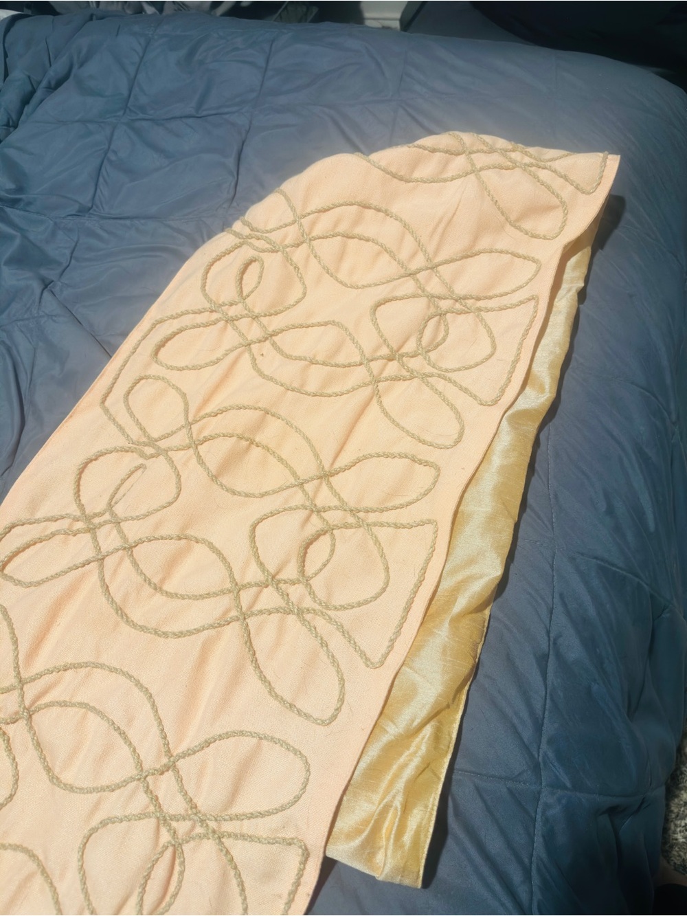 Assorted table runners